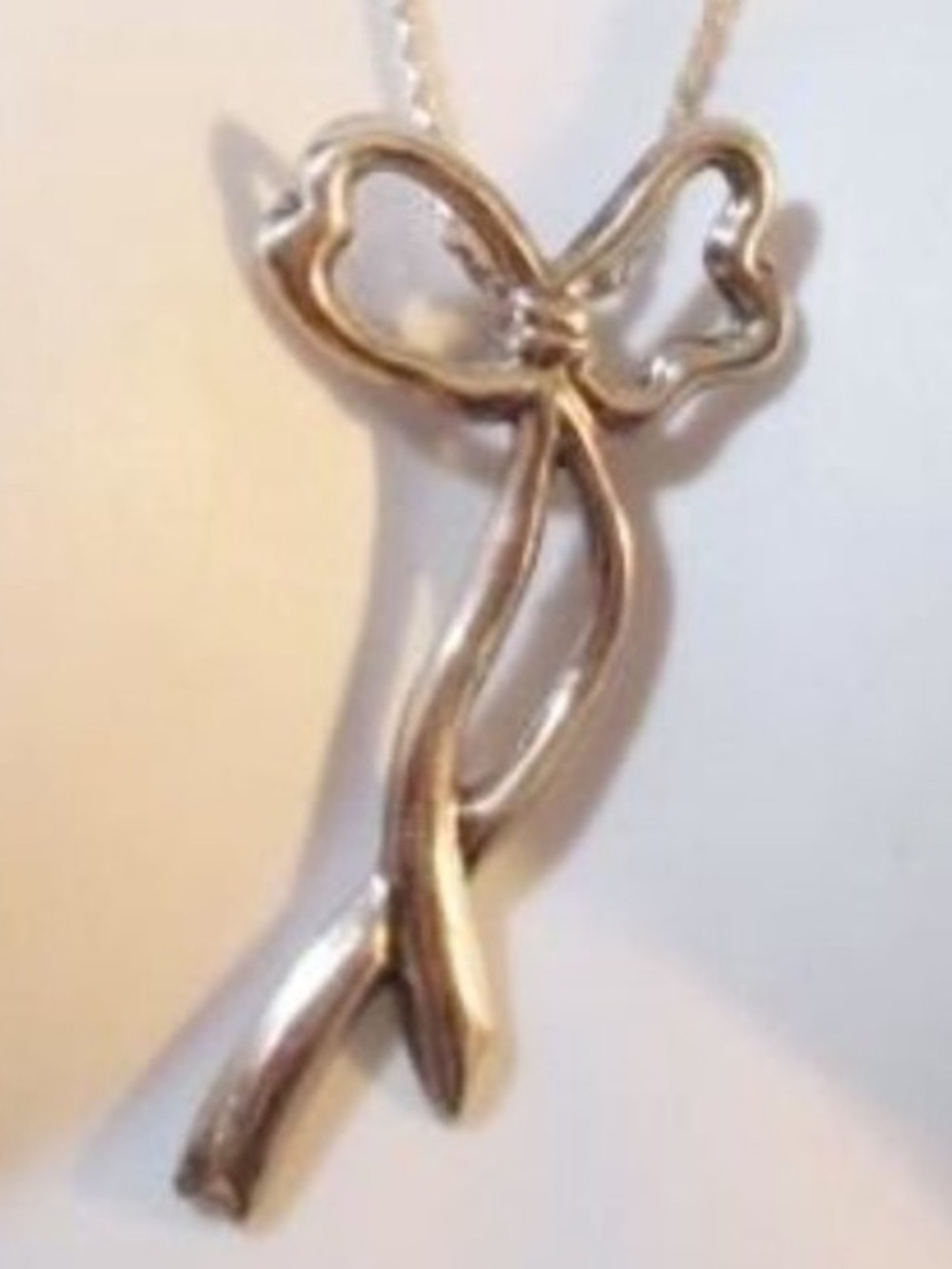 Vintage Taxco sterling silver 925 bow pendant